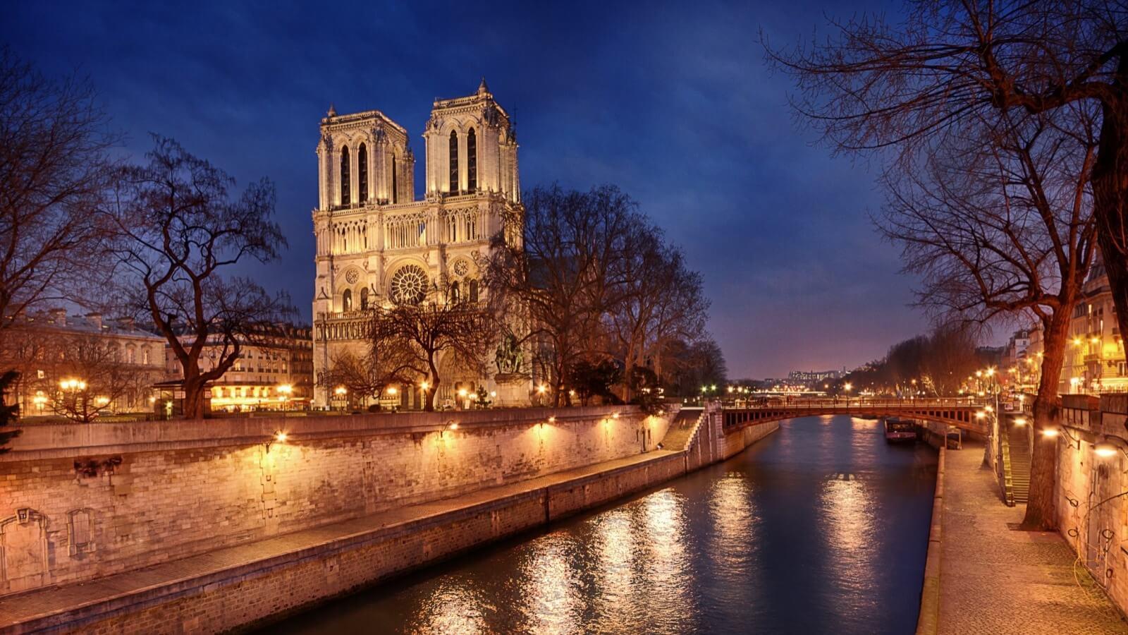 Hotel du Bresil**, Paris Quartier Latin SITE OFFICIEL 10€ Hotel du Bresil**, Paris Quartier Latin SITE OFFICIEL 10€