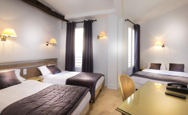 Hotel du Bresl - Quadruple Room